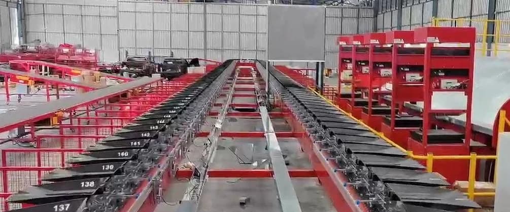 Flip-plate sorting line at the Samut Sakhon project in Thailand